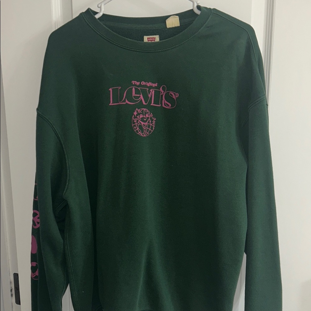 Levi's Forest Green Crewneck with Pink Accents